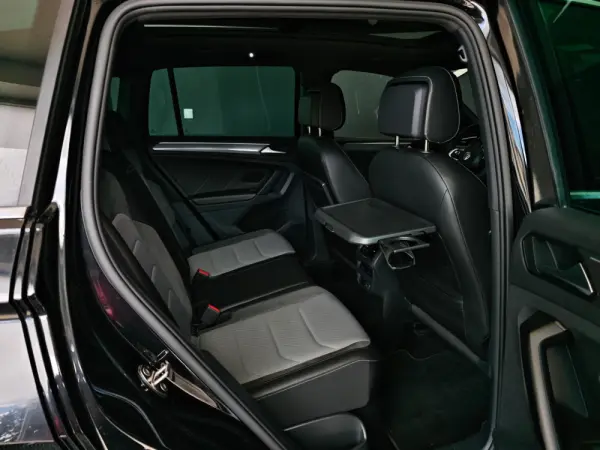 Volkswagen Tiguan 1.5 TSI R-Line DSG 59