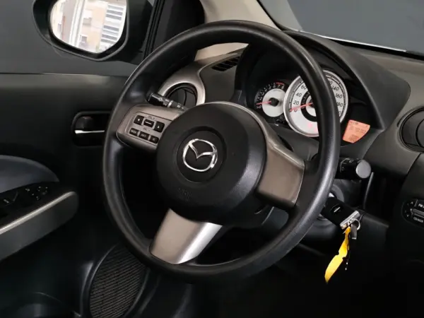 Mazda 2 1.3 MZR Comfort 31
