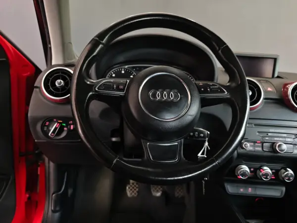 Audi A1 1.6 TDI Sport 99g 37