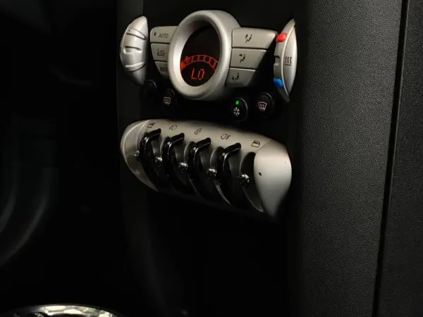 MINI 3 Portas Cooper S 48
