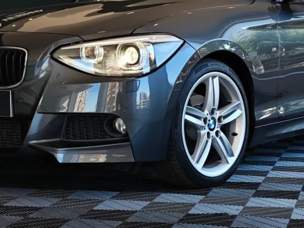 BMW 118 dA Pack M 11