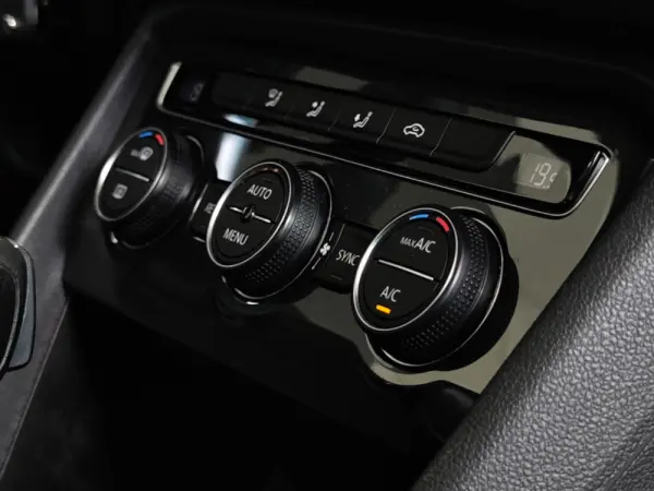 Volkswagen Tiguan 1.5 TSI R-Line DSG 56