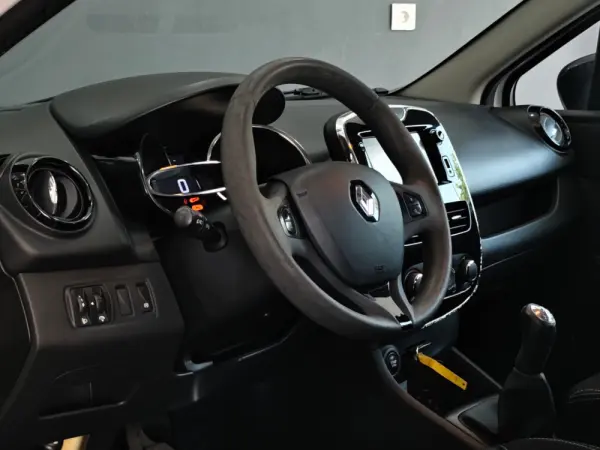 Renault Clio 1.5 dCi Dynamique S 82g 29