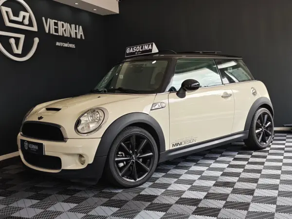 MINI 3 Portas Cooper S 5