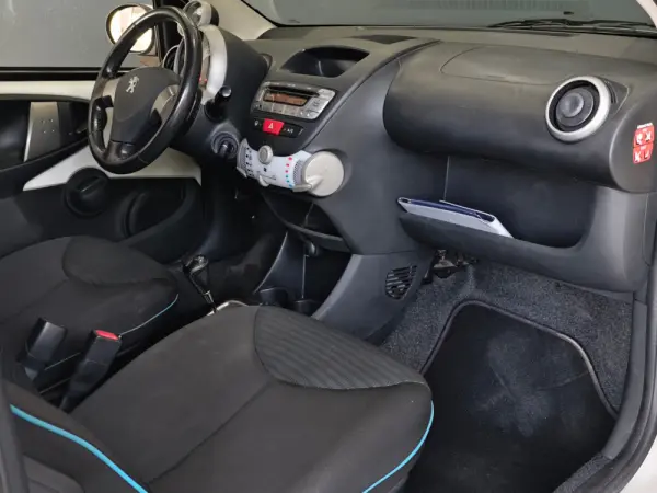 Peugeot 107 1.0 Sportium 2-Tronic 35