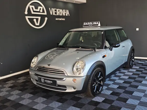 MINI 3 Portas ONE 2