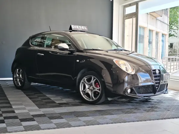 Alfa Romeo MiTo Distinctive 15