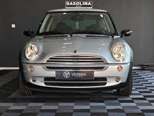 MINI 3 Portas ONE 4