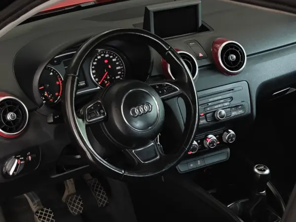 Audi A1 1.6 TDI Sport 99g 29