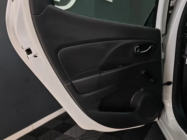 Renault Clio 1.5 dCi Dynamique S 82g 35