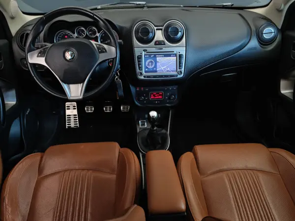 Alfa Romeo MiTo Distinctive 41