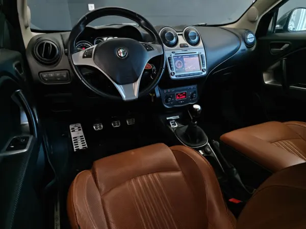 Alfa Romeo MiTo Distinctive 39