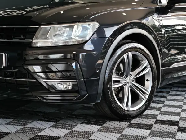 Volkswagen Tiguan 1.5 TSI R-Line DSG 12