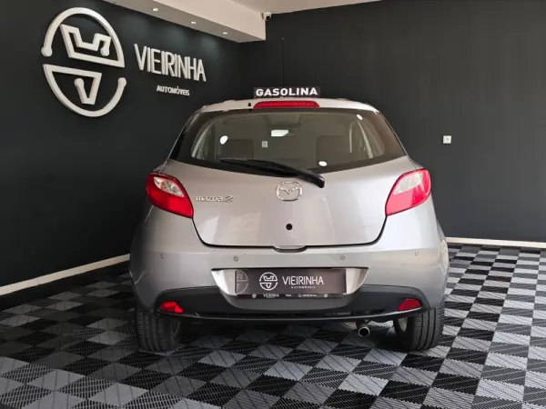 Mazda 2 1.3 MZR Comfort 16
