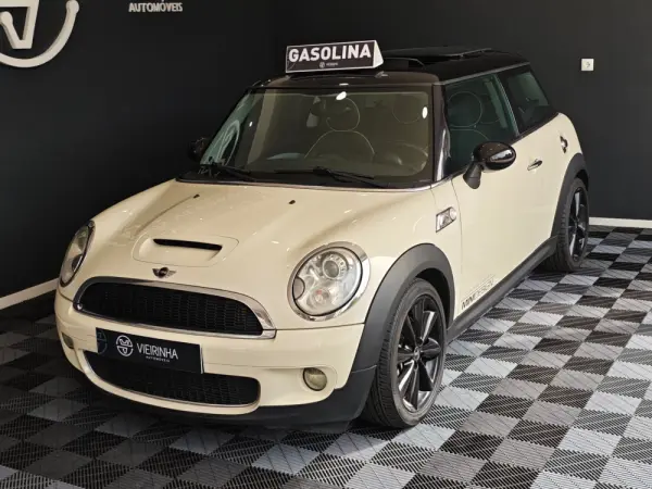 MINI 3 Portas Cooper S 2