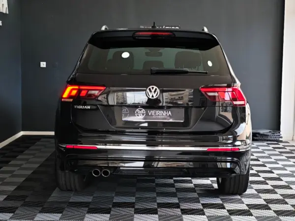 Volkswagen Tiguan 1.5 TSI R-Line DSG 28