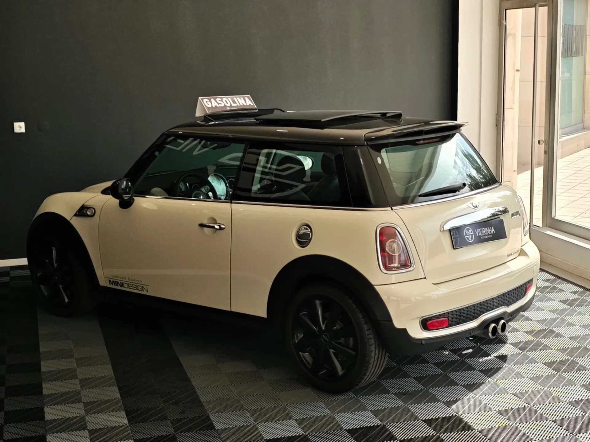 MINI 3 Portas Cooper S 27