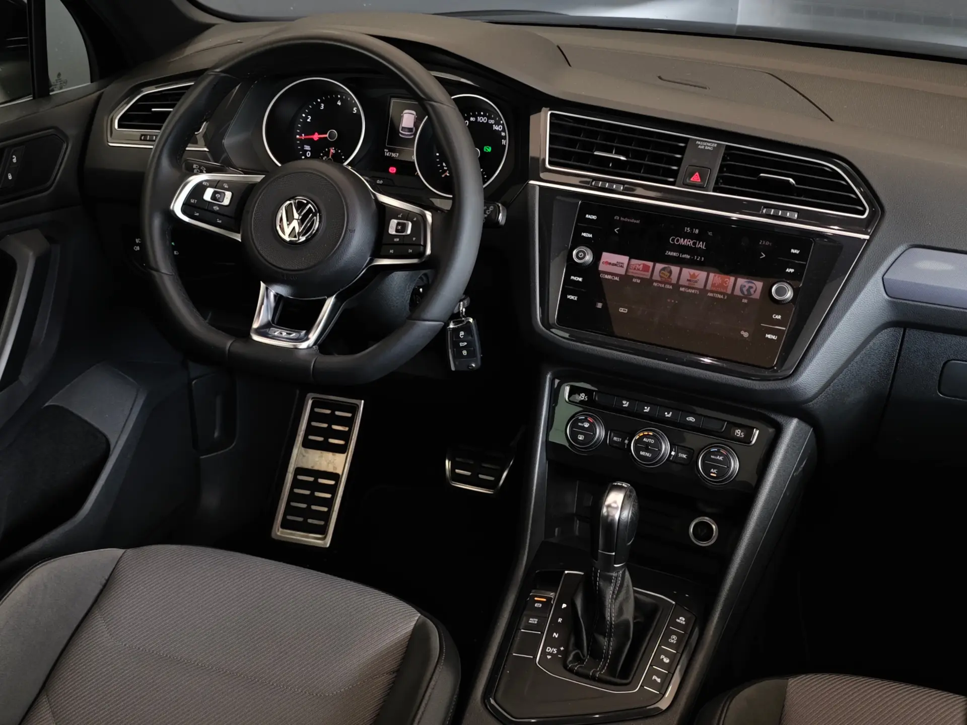 Volkswagen Tiguan 1.5 TSI R-Line DSG 49
