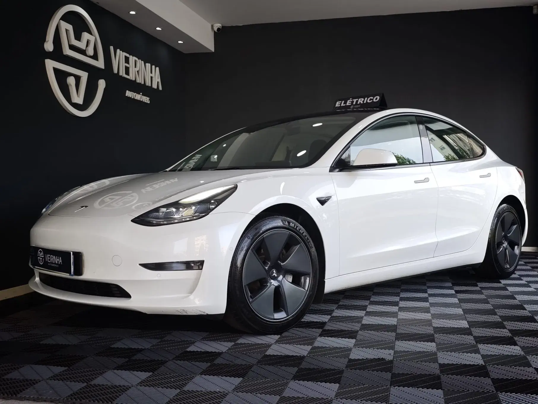Tesla Model 3 Long Range Tração Integral 4