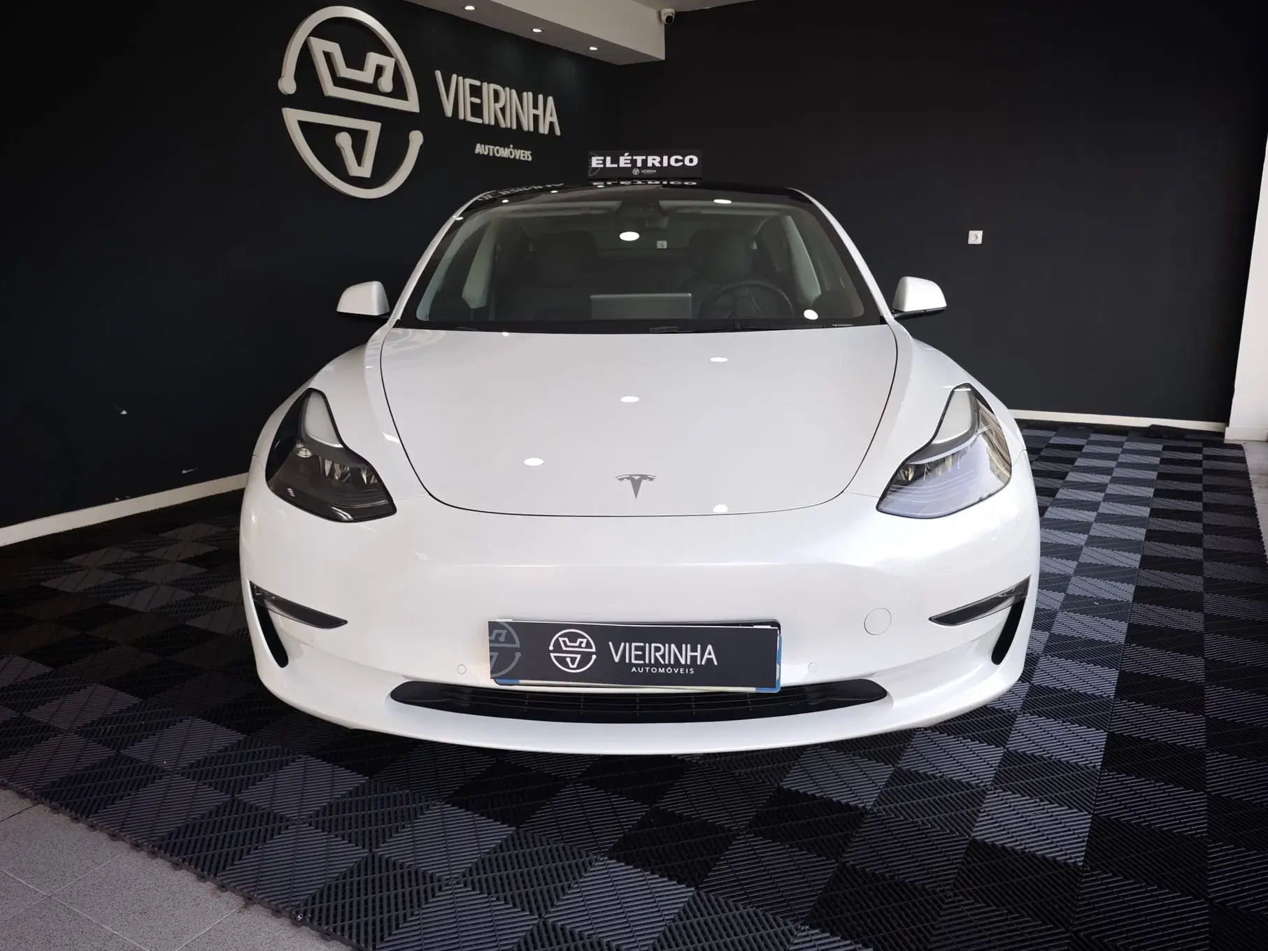 Tesla Model 3 Long Range Tração Integral 8