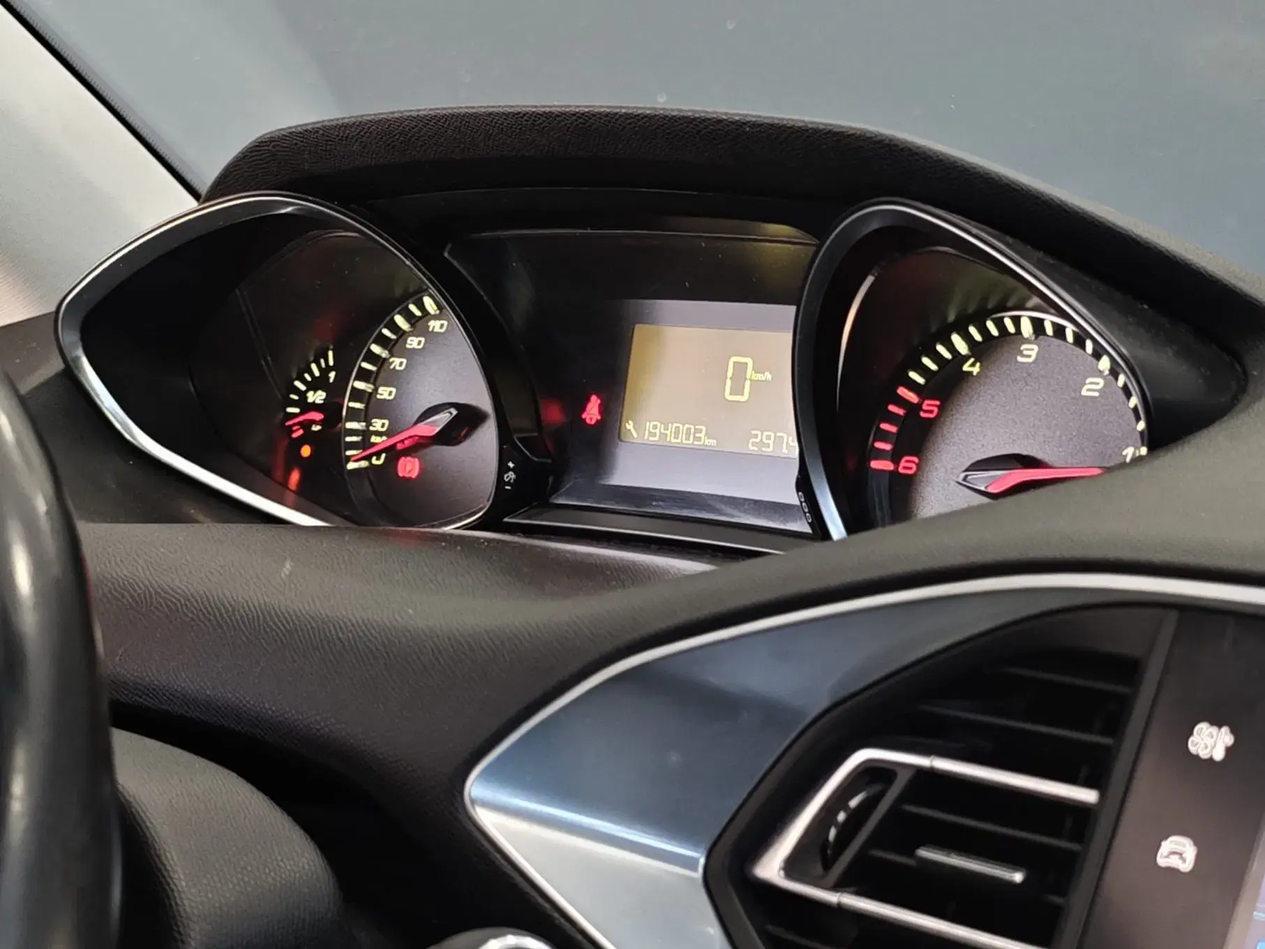 Peugeot 308 SW e-HDi 115 Stop & Start Active 43