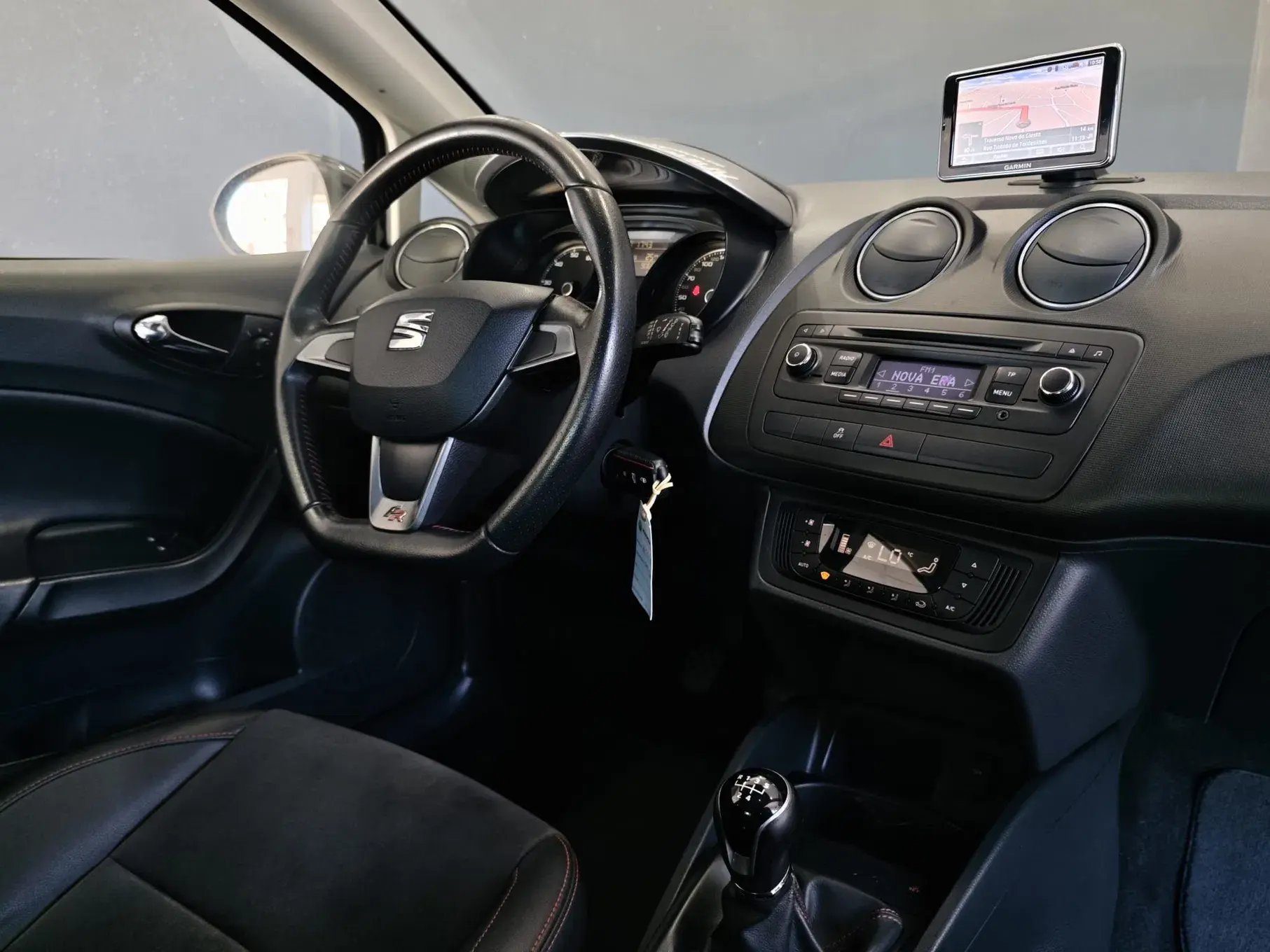 SEAT Ibiza 1.2 TSI FR 49