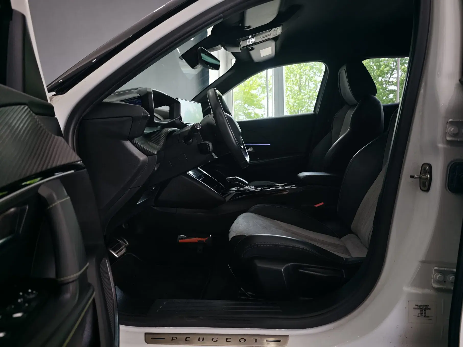 Peugeot e-2008 GT Pack 29