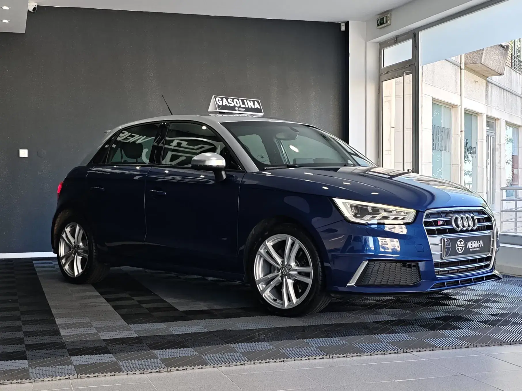 Audi S1 Sportback 2.0 TFSi quattro 13