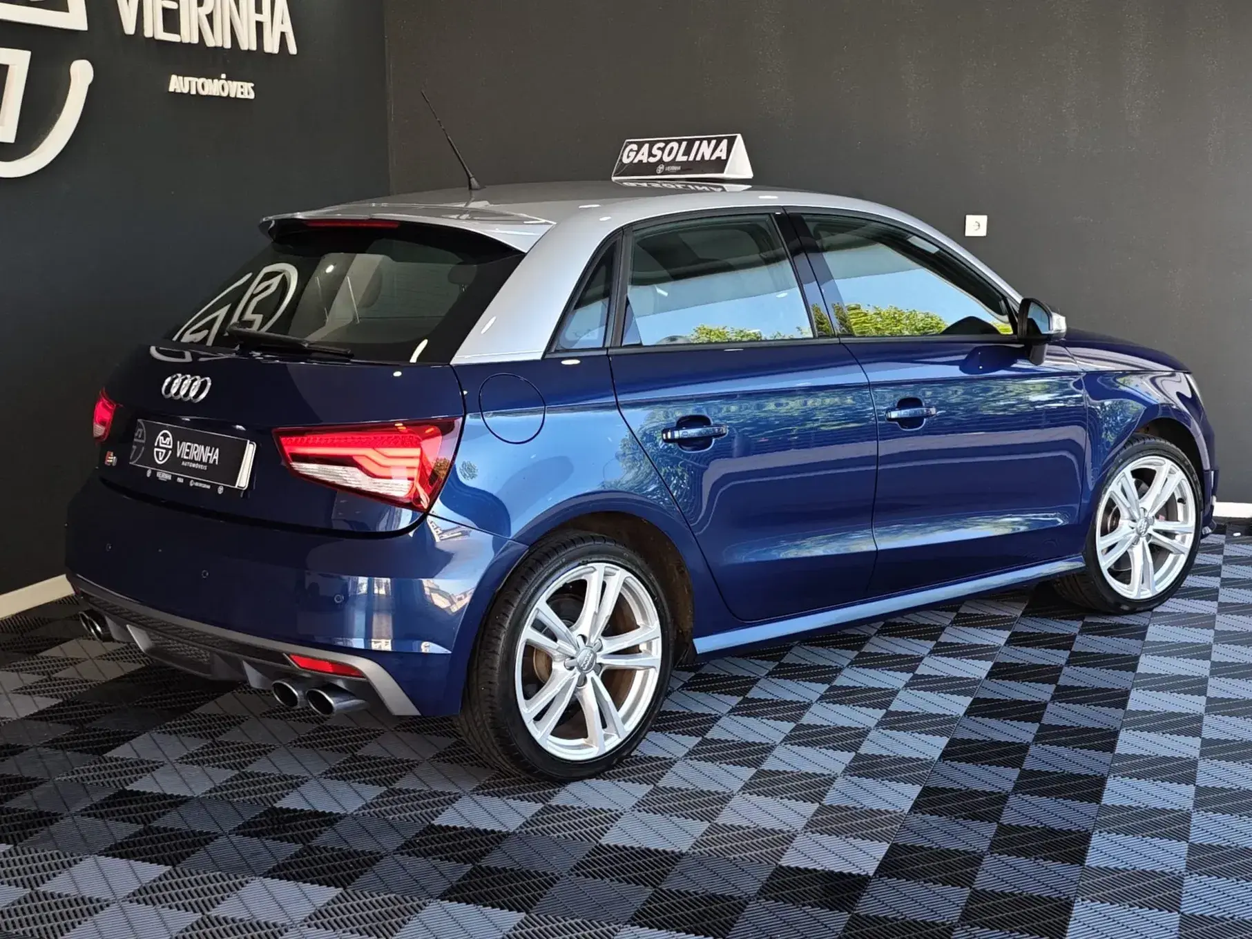 Audi S1 Sportback 2.0 TFSi quattro 26