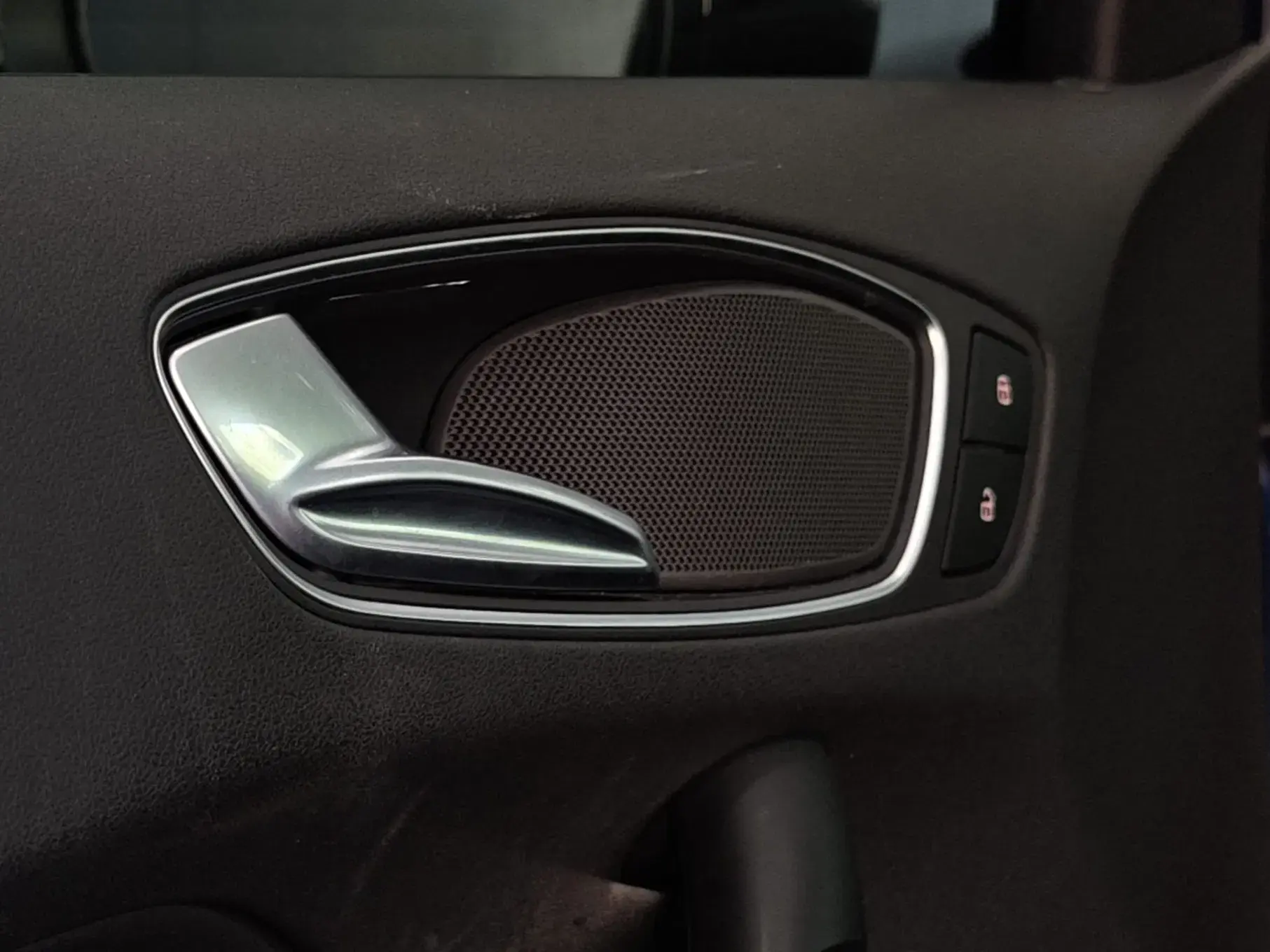 Audi S1 Sportback 2.0 TFSi quattro 31