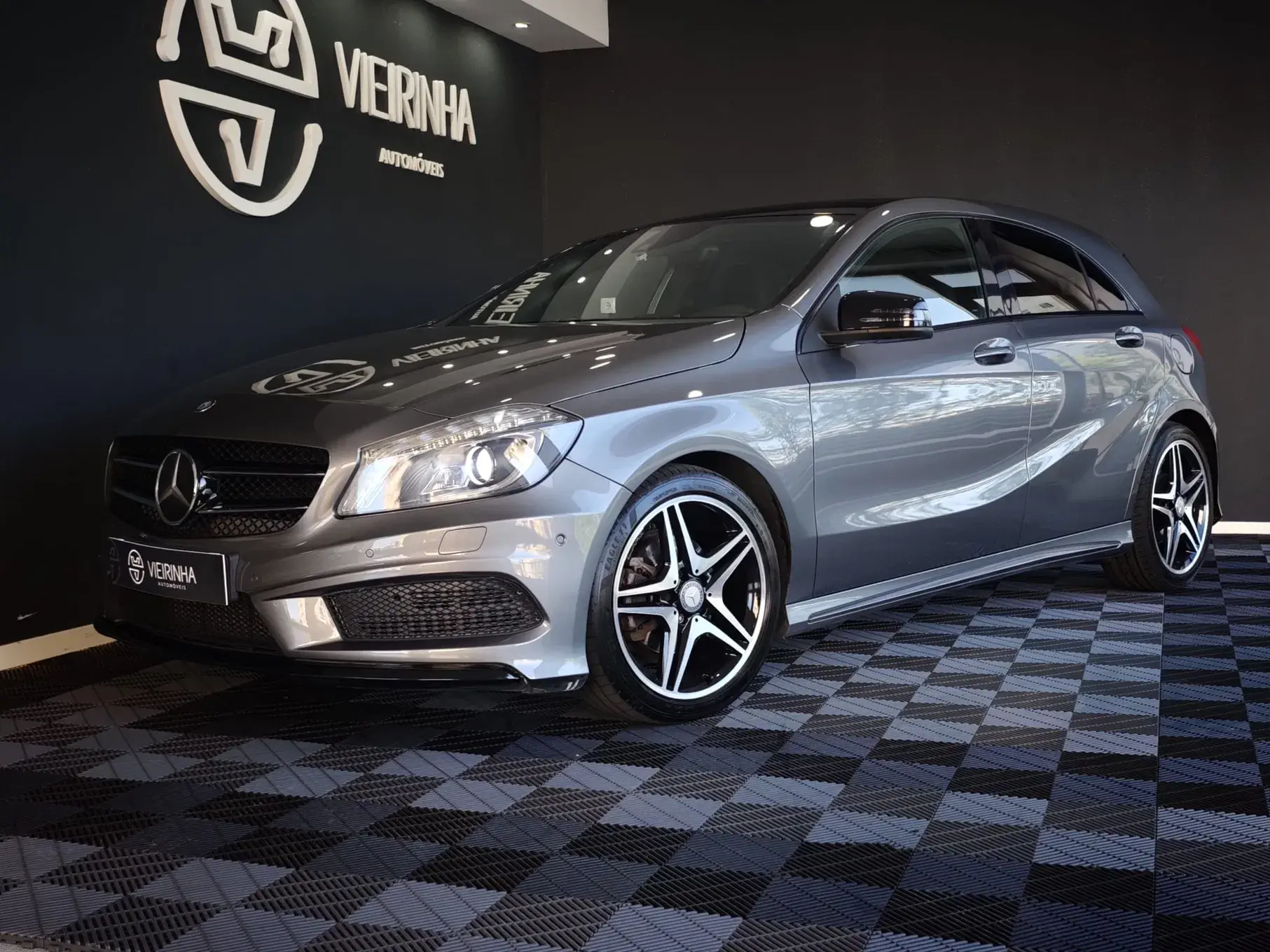 Mercedes-Benz A 200 CDI 7G-DCT AMG Line 6
