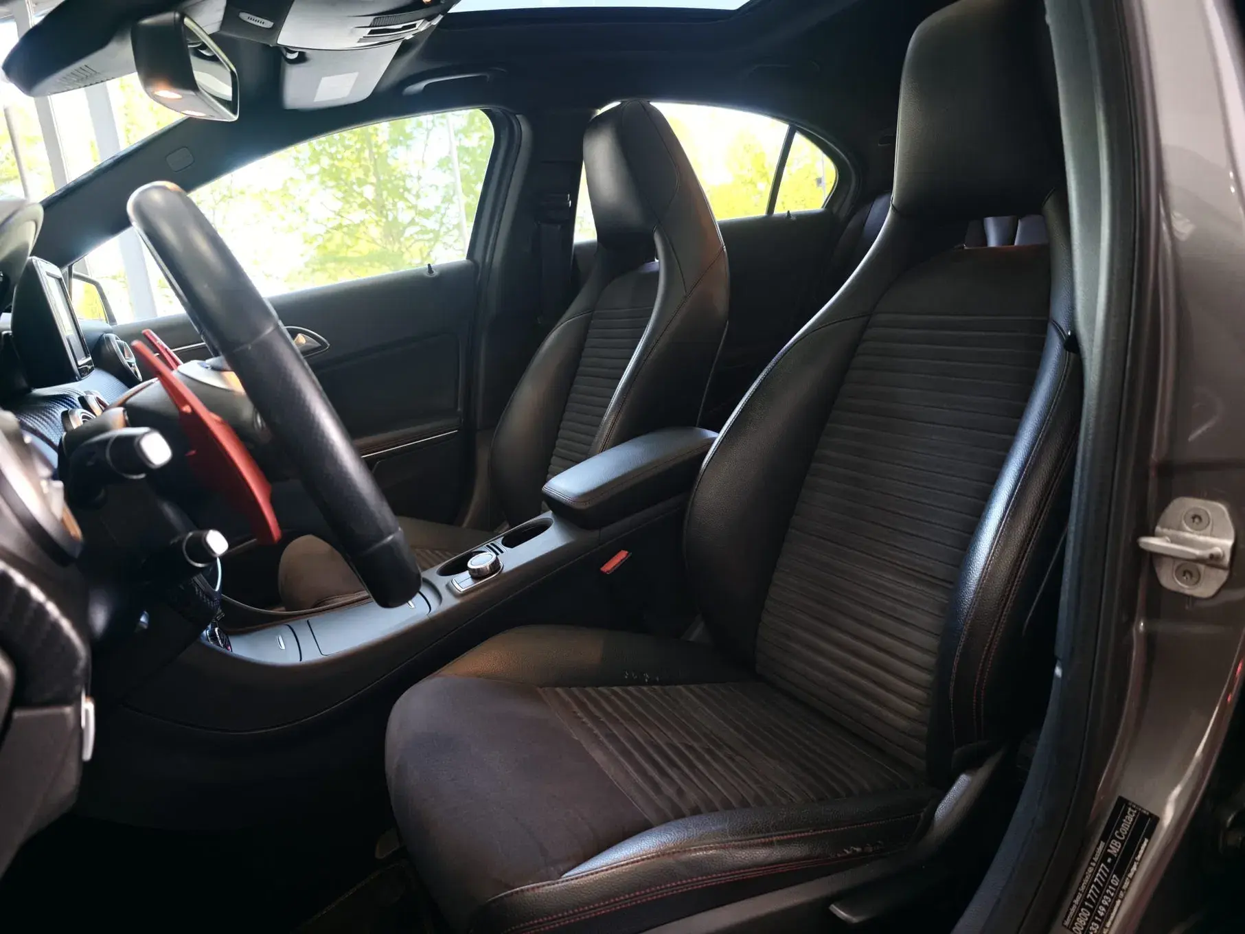 Mercedes-Benz A 200 CDI 7G-DCT AMG Line 32