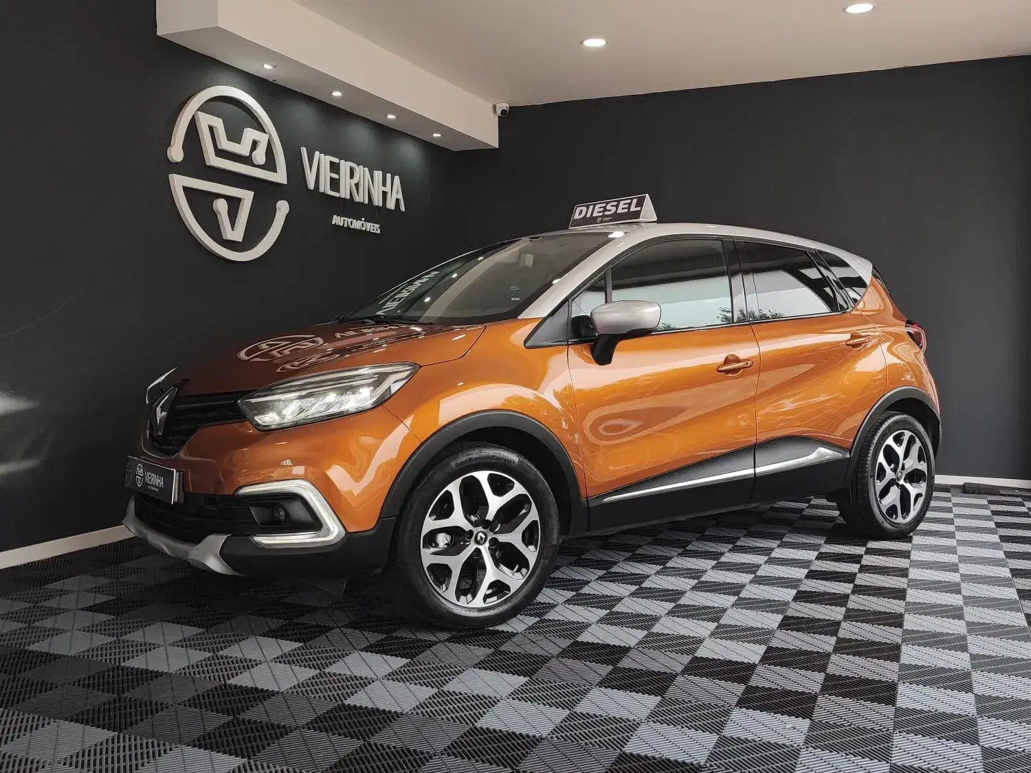 Renault Captur 1.5 dCi Exclusive EDC 1