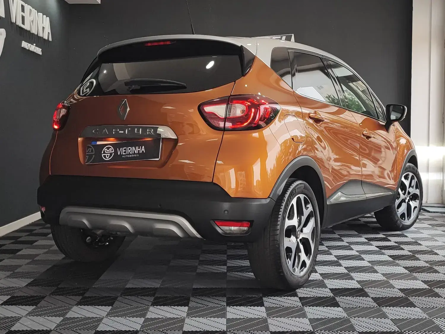 Renault Captur 1.5 dCi Exclusive EDC 12