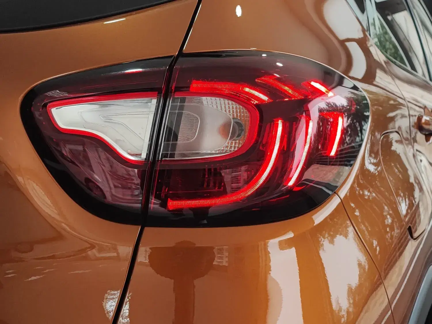 Renault Captur 1.5 dCi Exclusive EDC 16