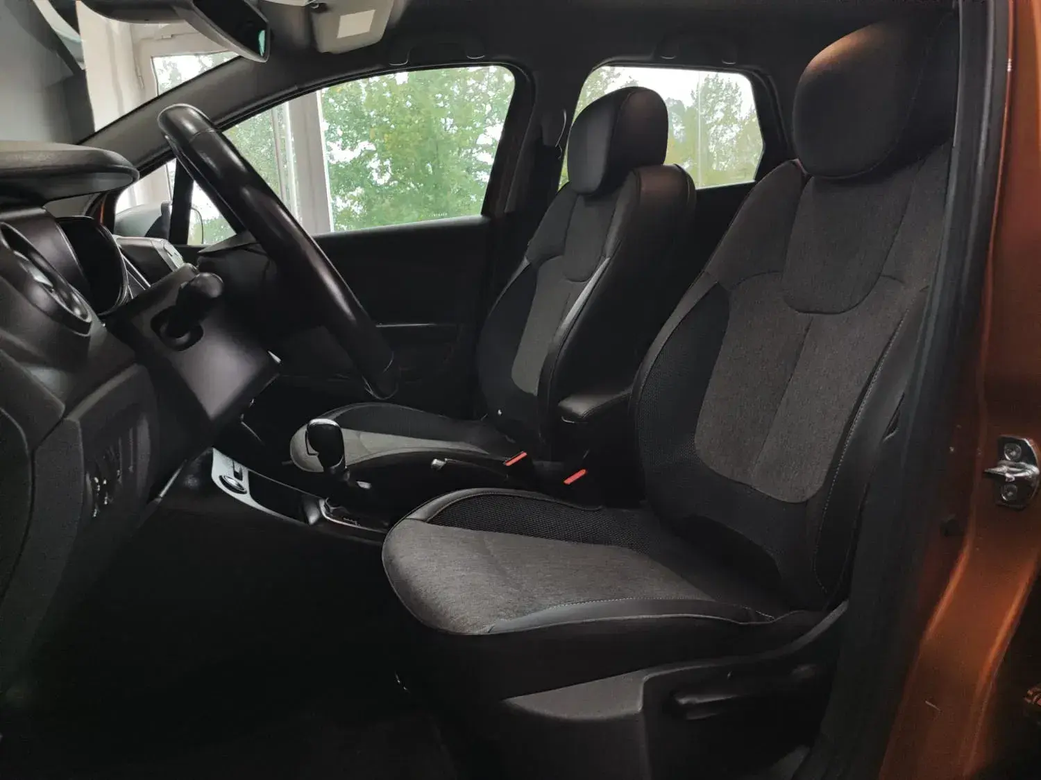 Renault Captur 1.5 dCi Exclusive EDC 24