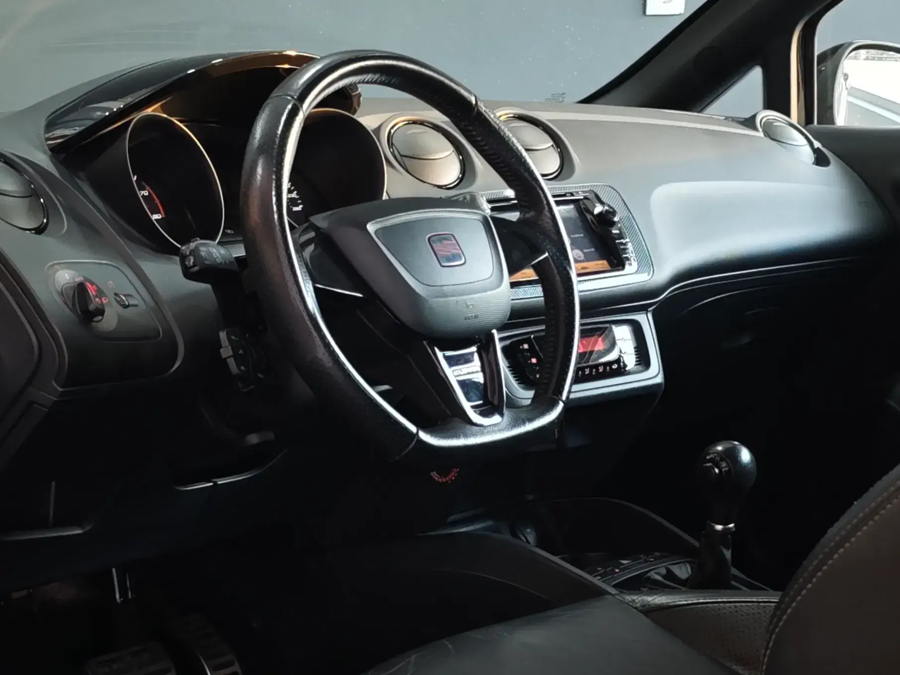 SEAT Ibiza Outro 27