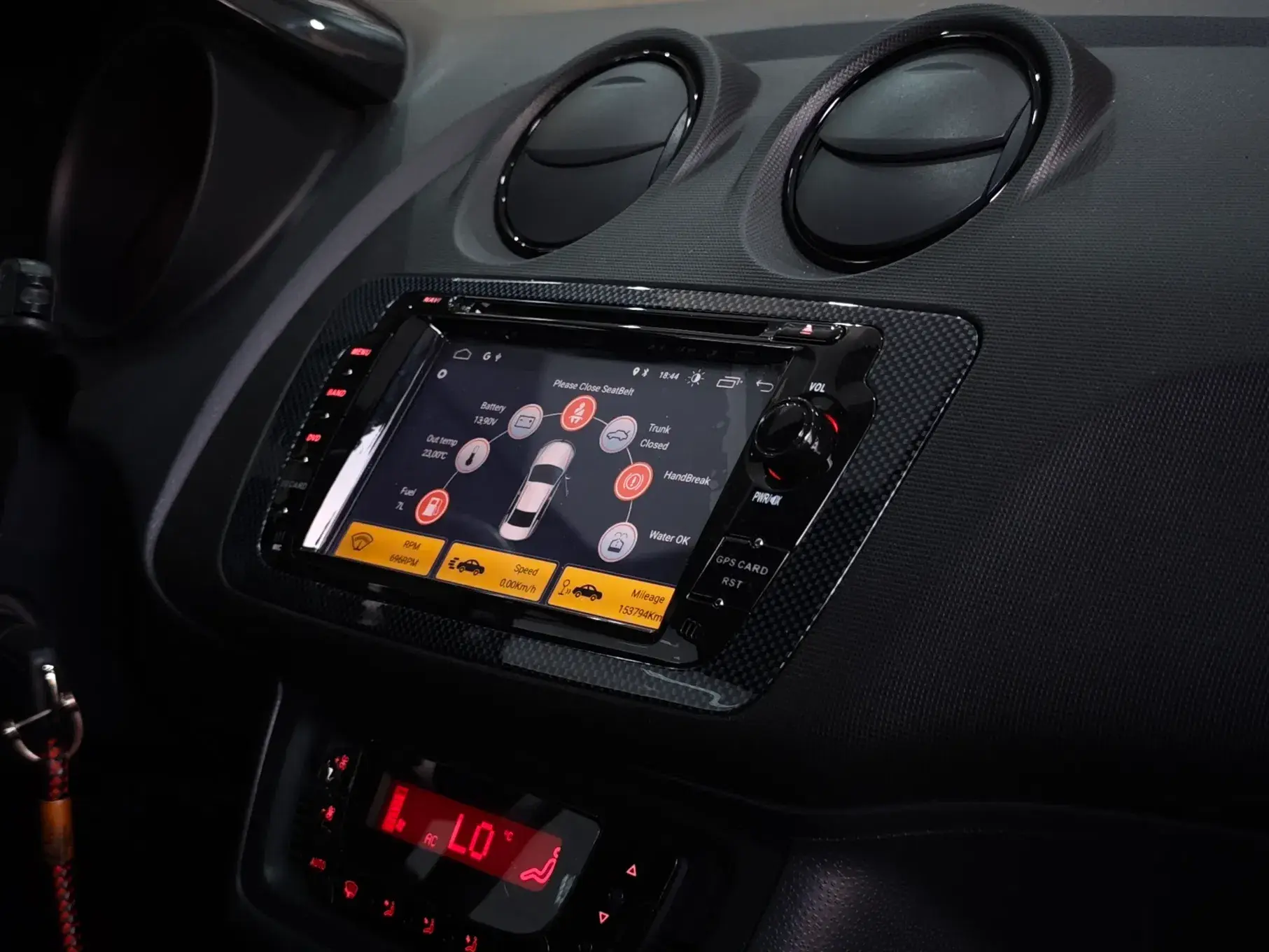 SEAT Ibiza Outro 45