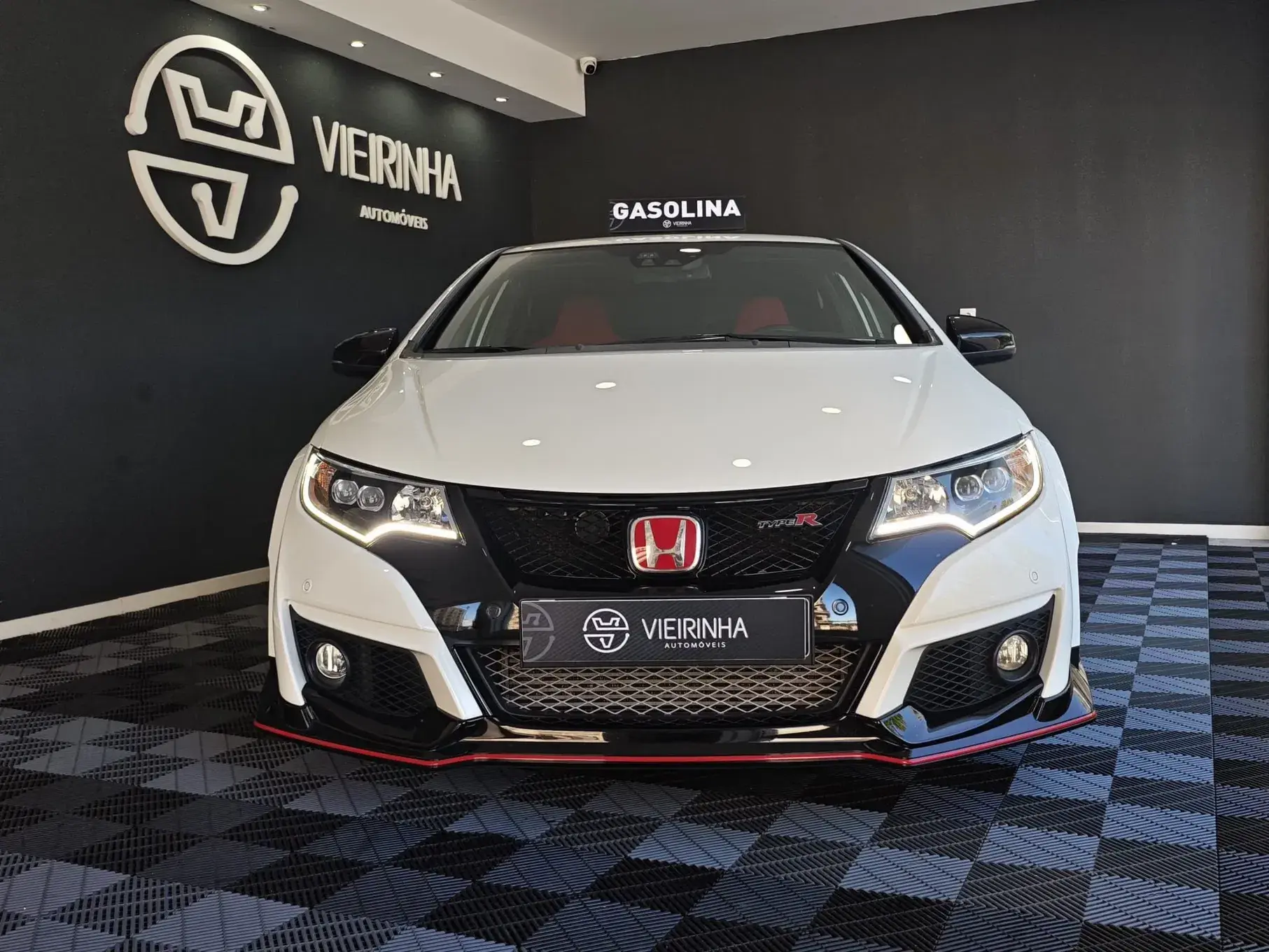 Honda Civic 2.0 VTEC Turbo Type R GT 13