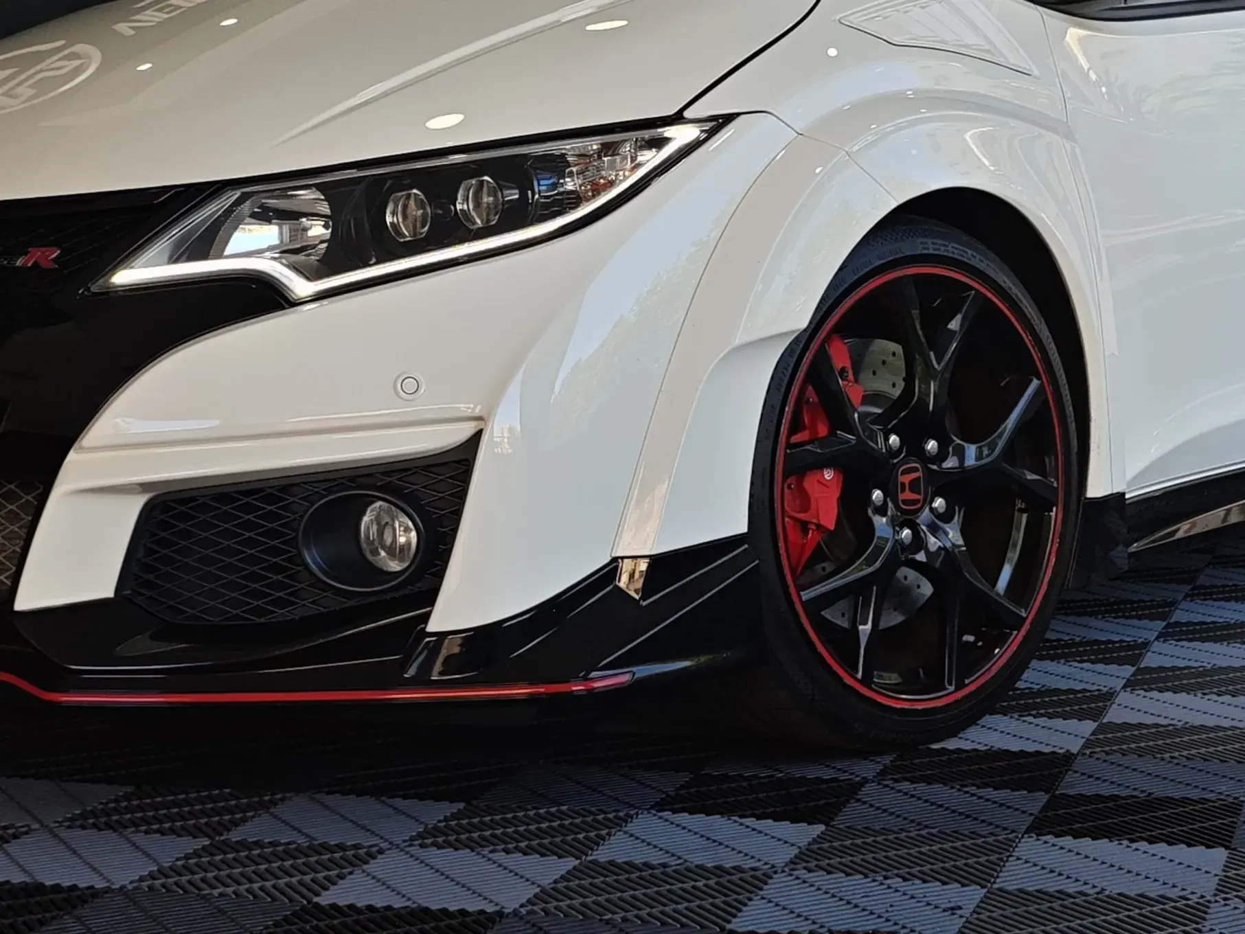 Honda Civic 2.0 VTEC Turbo Type R GT 12