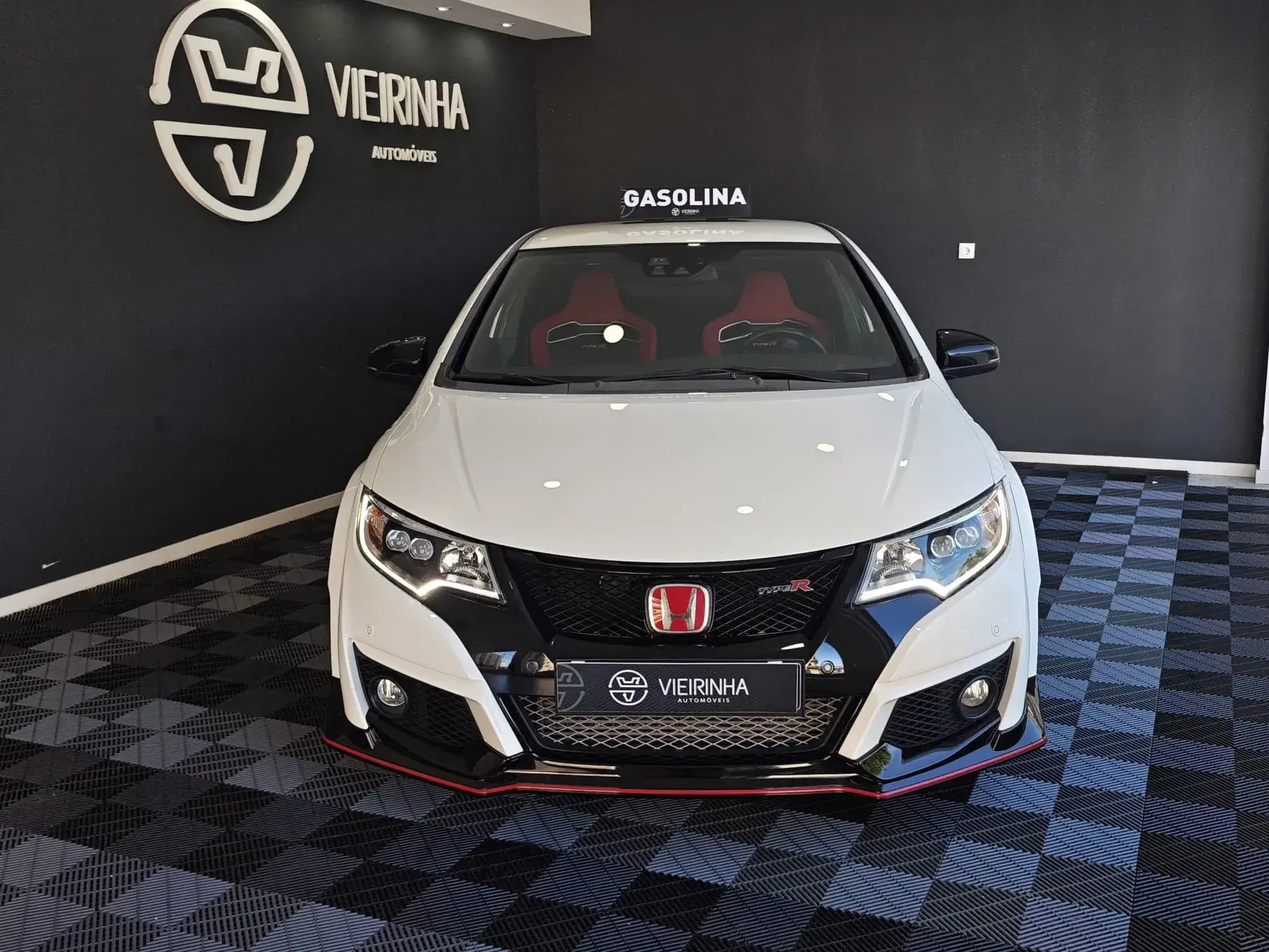 Honda Civic 2.0 VTEC Turbo Type R GT 14