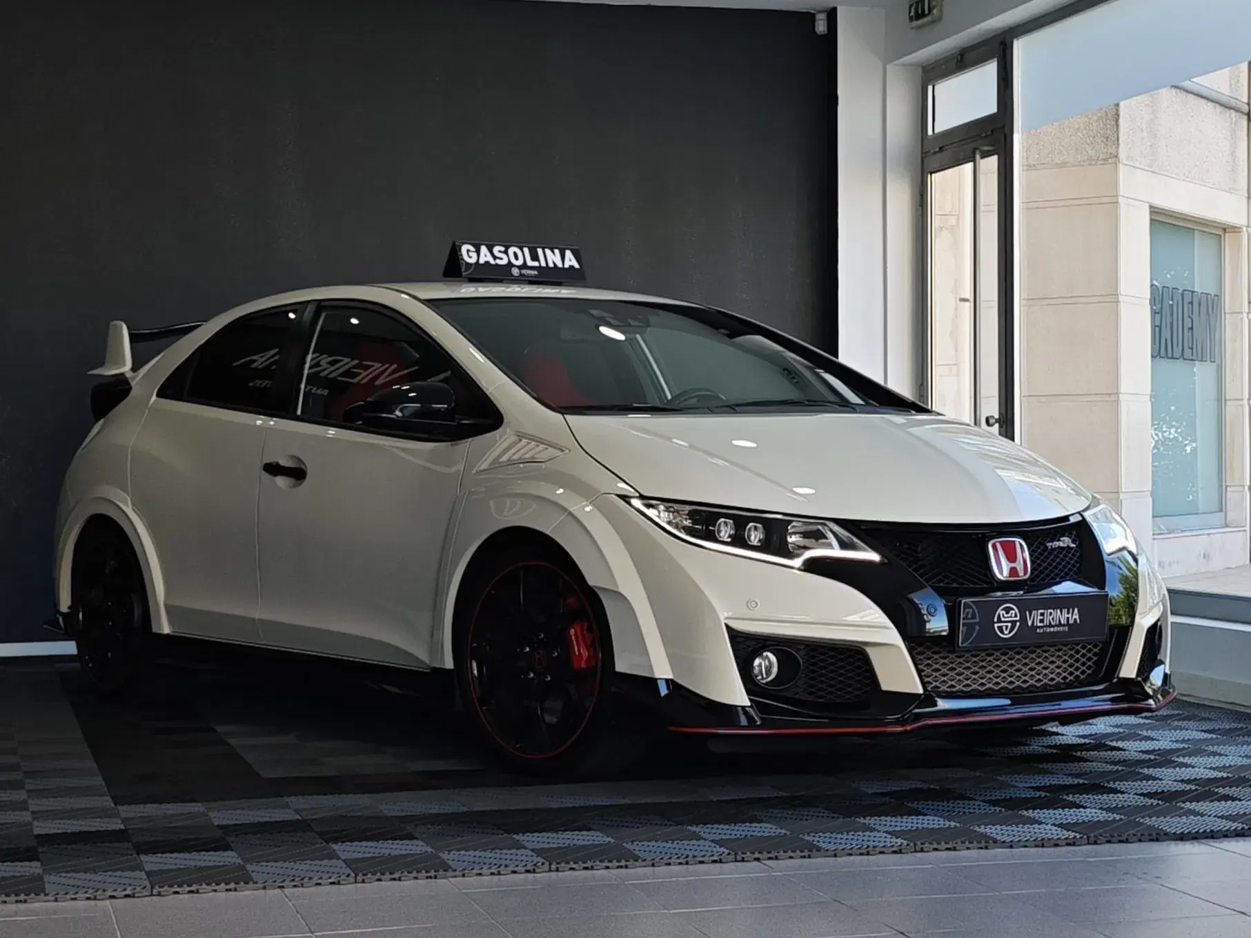 Honda Civic 2.0 VTEC Turbo Type R GT 18