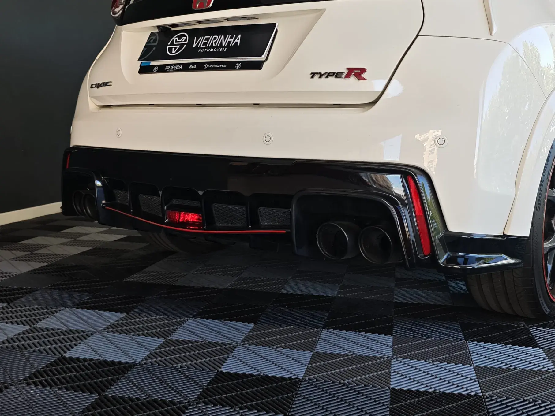 Honda Civic 2.0 VTEC Turbo Type R GT 23
