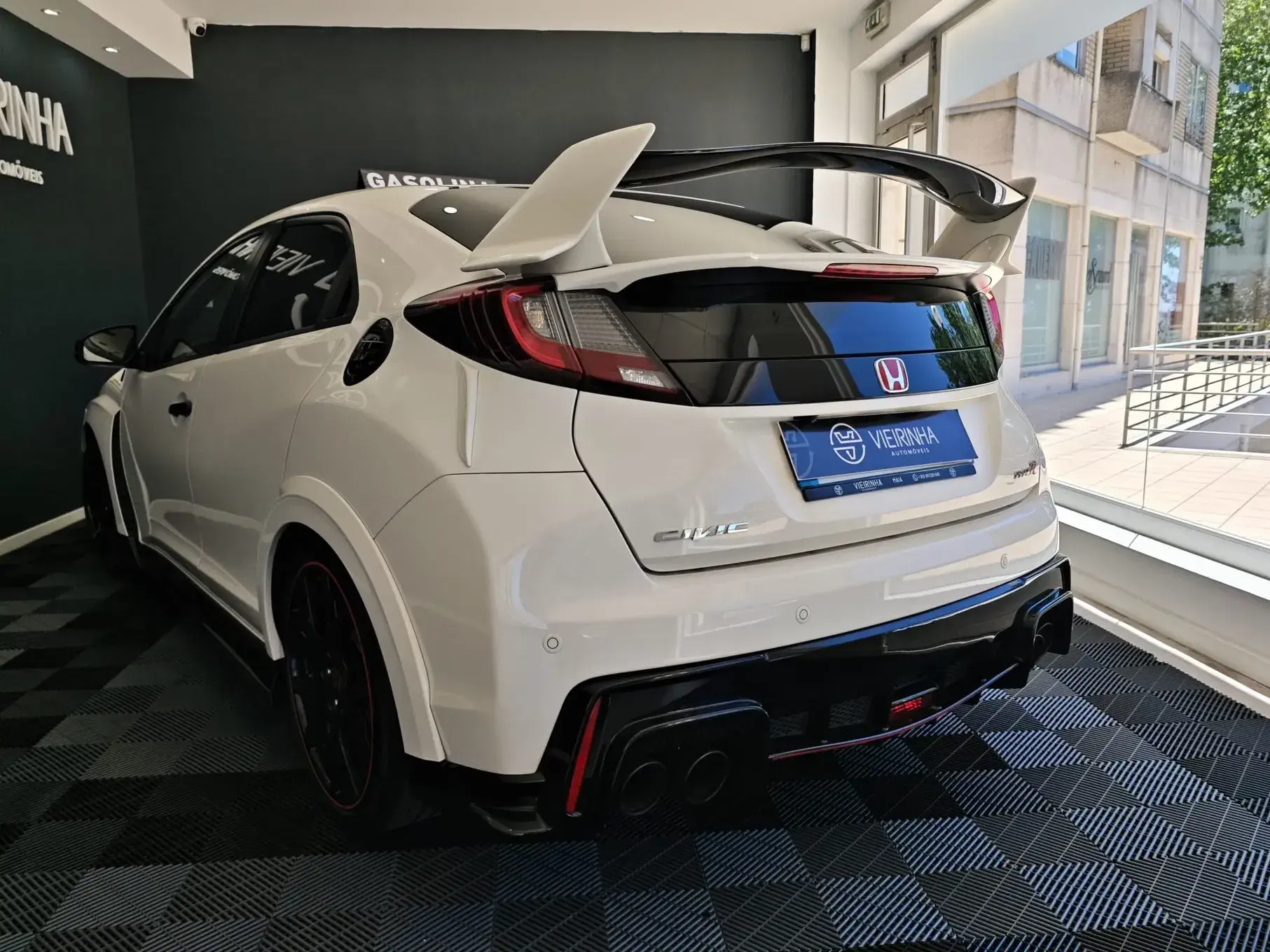 Honda Civic 2.0 VTEC Turbo Type R GT 33