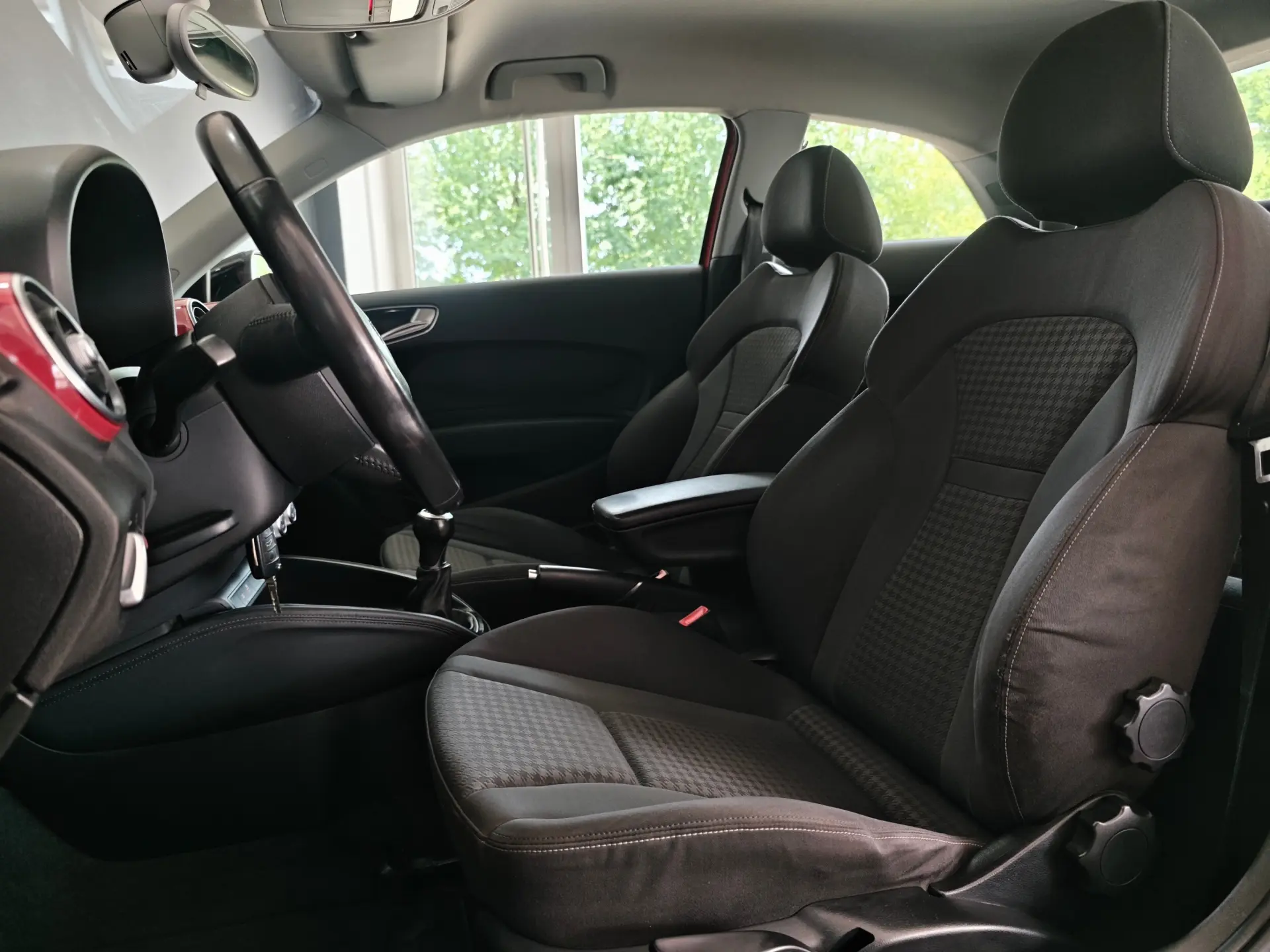 Audi A1 1.6 TDI Sport 99g 31