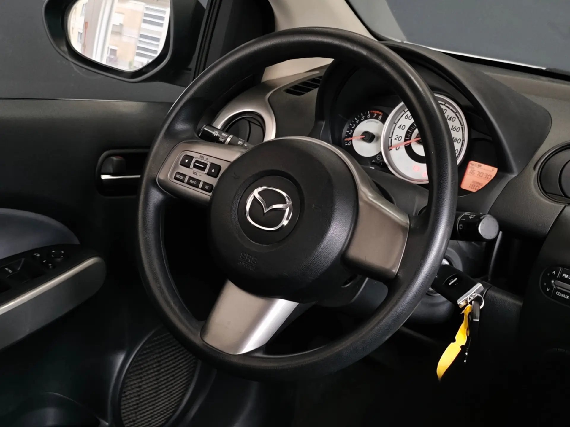 Mazda 2 1.3 MZR Comfort 31