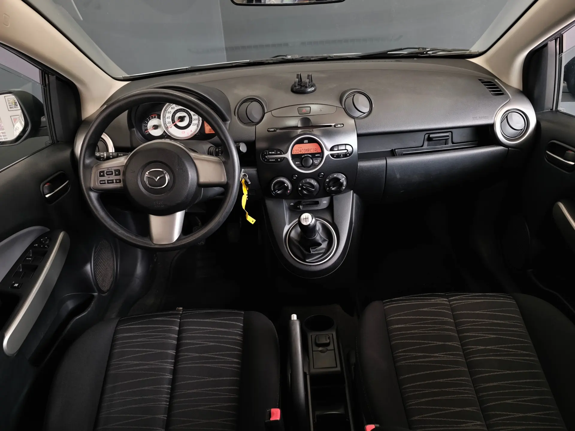 Mazda 2 1.3 MZR Comfort 29