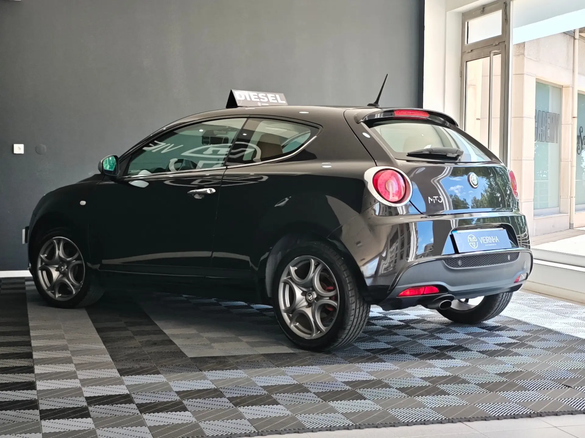 Alfa Romeo MiTo Distinctive 22