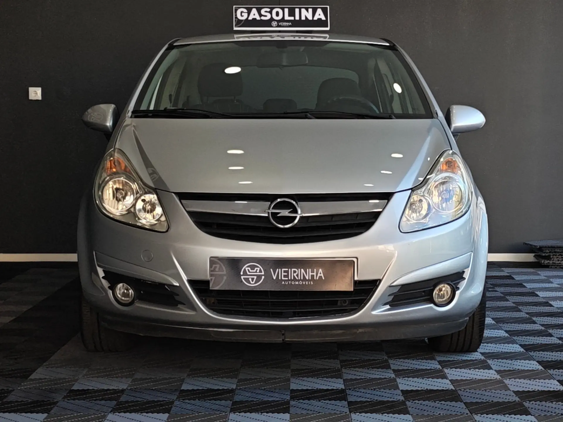 Opel Corsa 1.2 Enjoy 3
