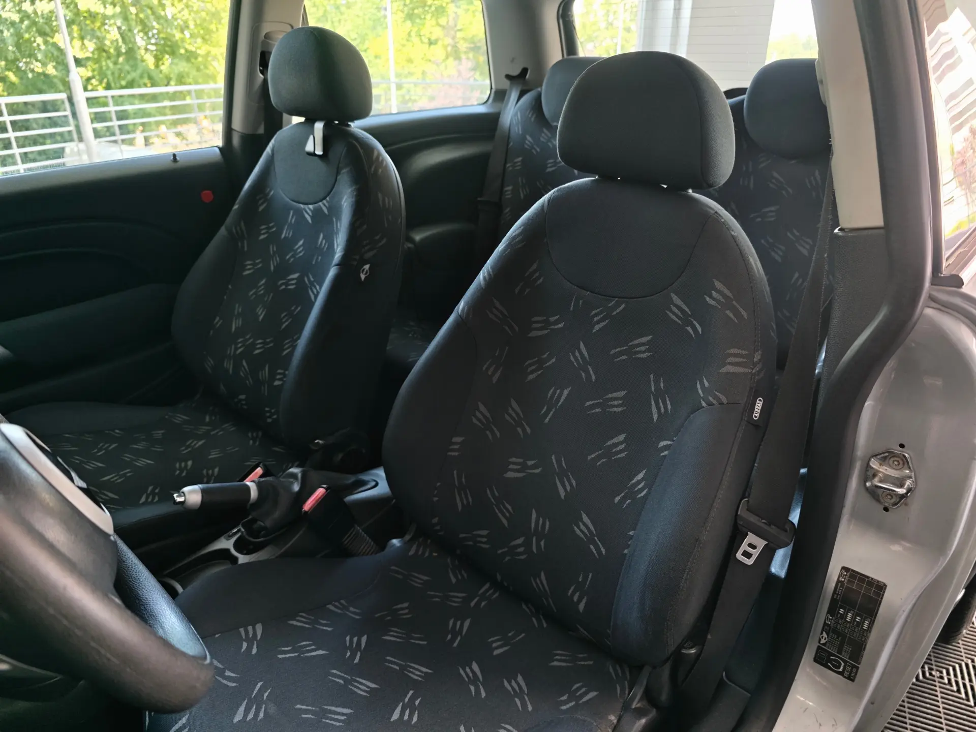 MINI 3 Portas ONE 25